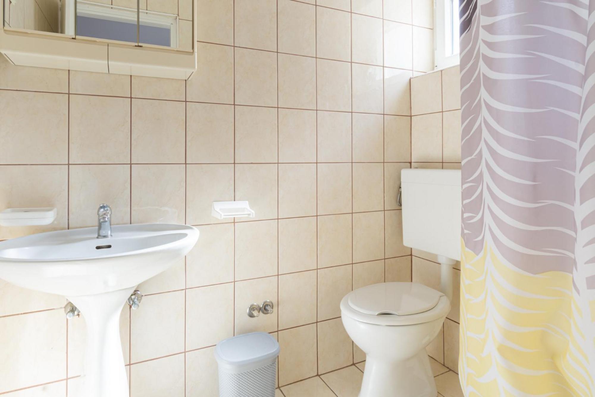 Apartment And Room Bacic Метайна Номер фото
